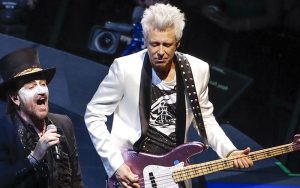 The 10 Tallest Rock Musicians Ever